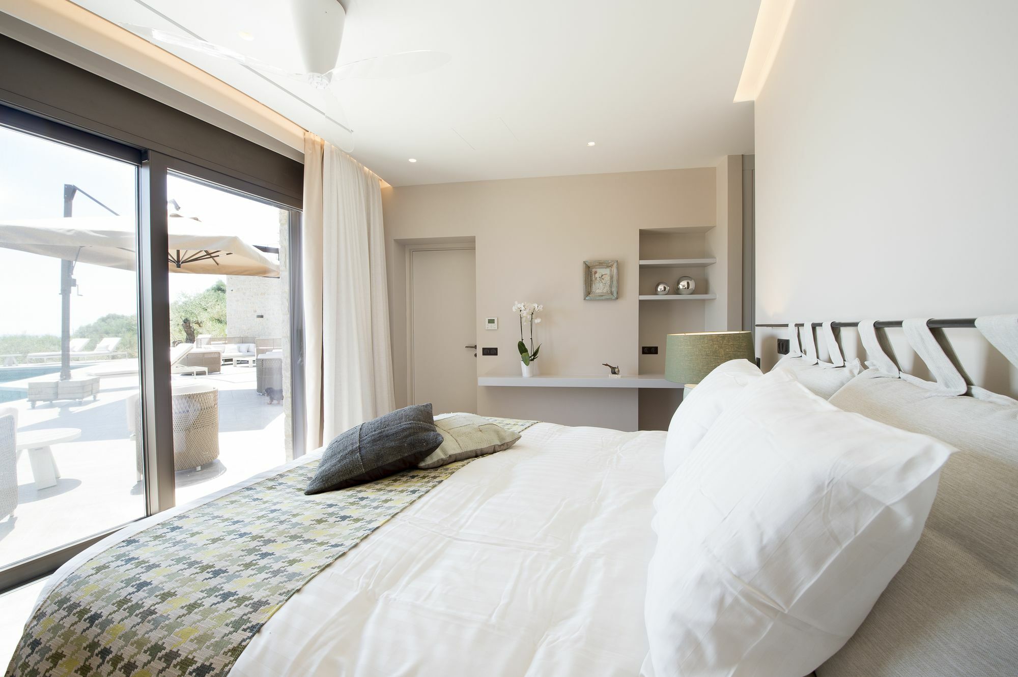 Luxury Villa The Olive Retreat Tragána Екстериор снимка